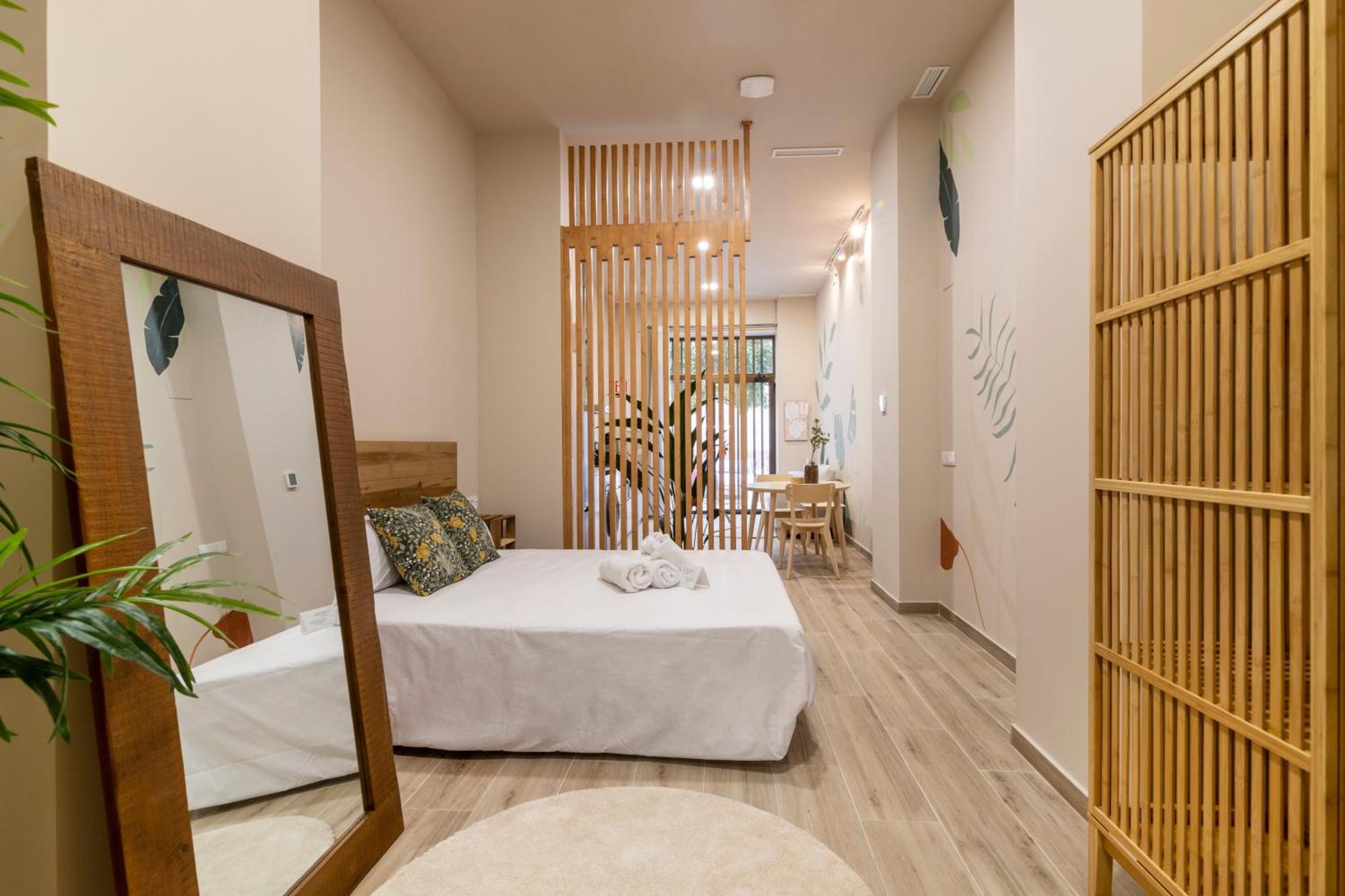 דירות ולנסיה Art Lofts Gardens מראה חיצוני תמונה